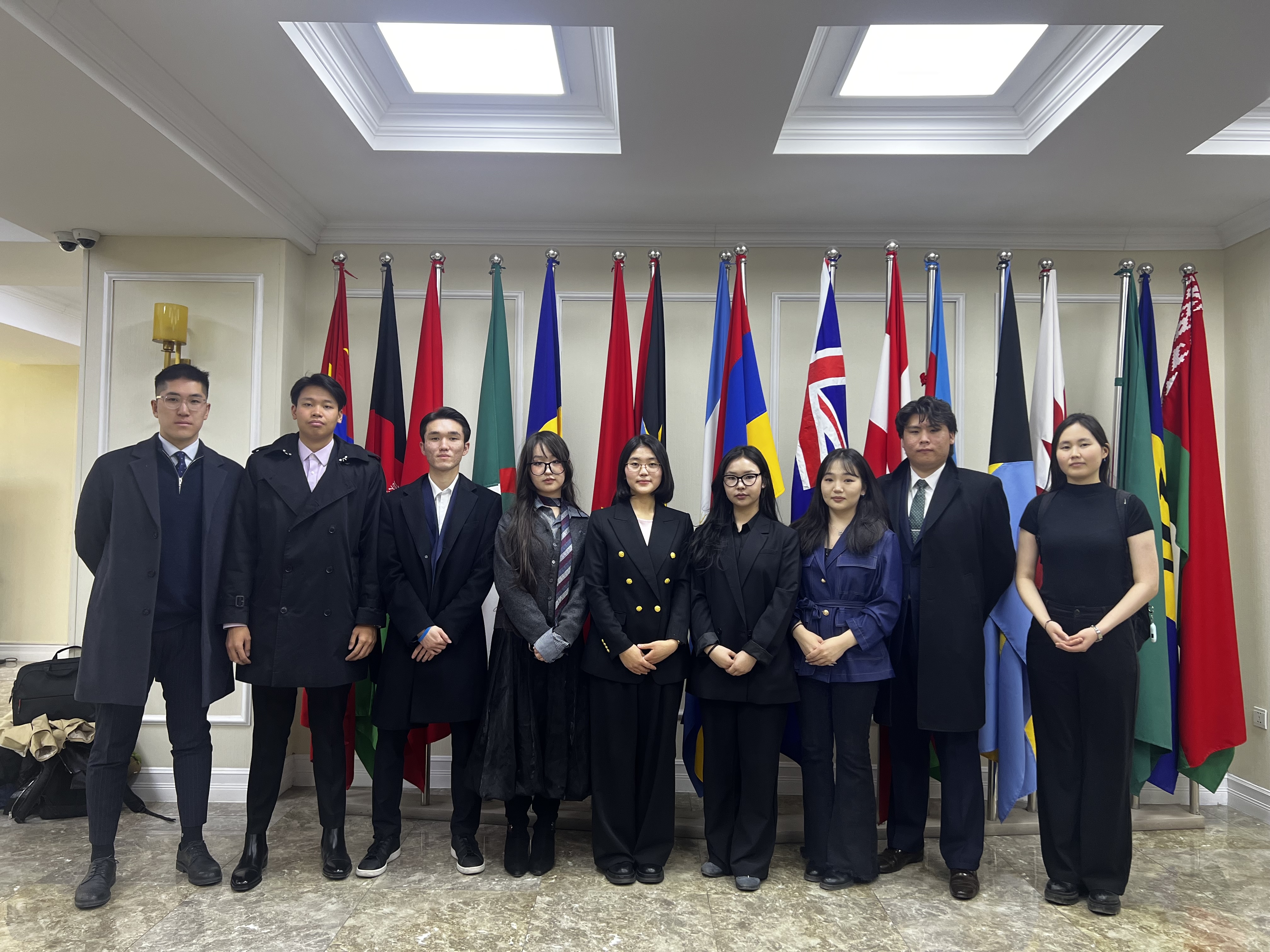 ОУХ хөтөлбөрийн оюутнууд  ГХЯ-ны Олон талт хамтын ажиллагааны г...