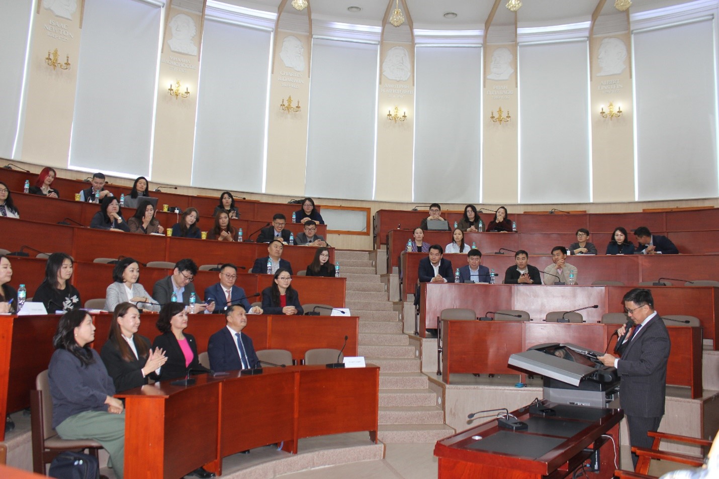 “Төрийн үйлчилгээний процессын дахин инженерчлэл” зэргийн бус сургалтын хөтөлбөрийн нээлт боллоо